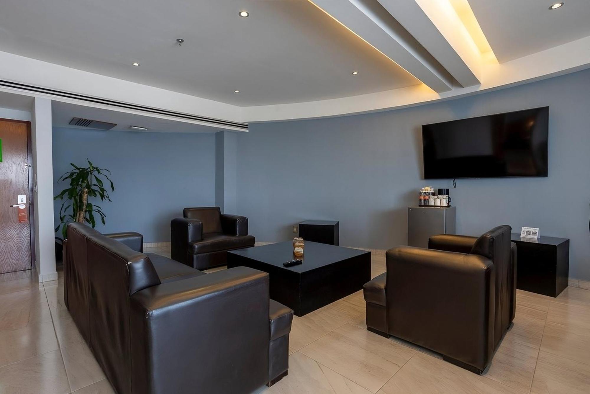 Holiday Inn Puebla Finsa By Ihg Zewnętrze zdjęcie